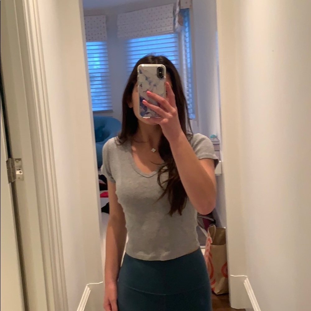 Grey v neck short sleeve shirt